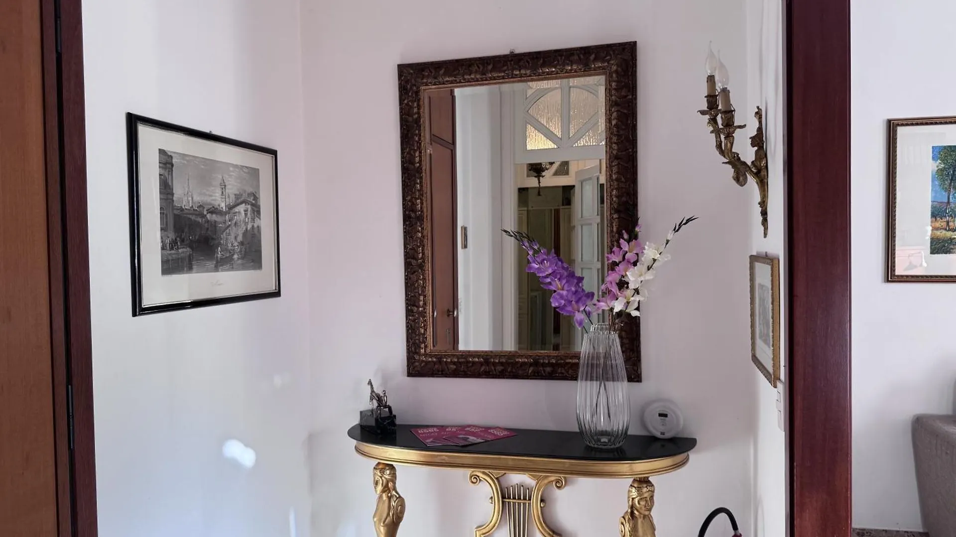شقة Casa Kolbe 8 , Milano Centro M4  ميلان
